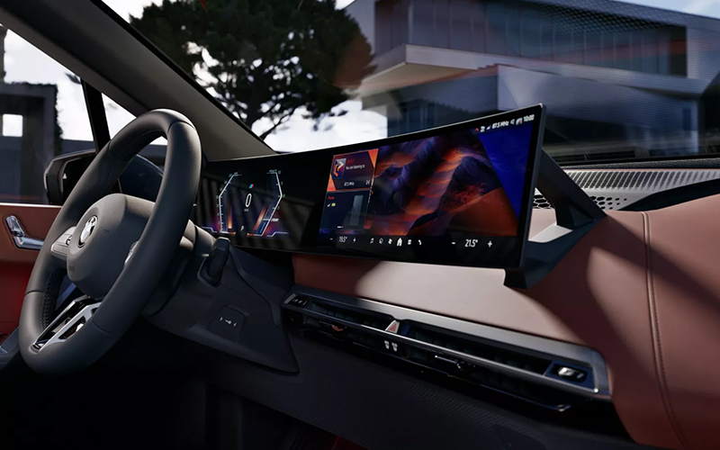 The BMW iX Curved Display.