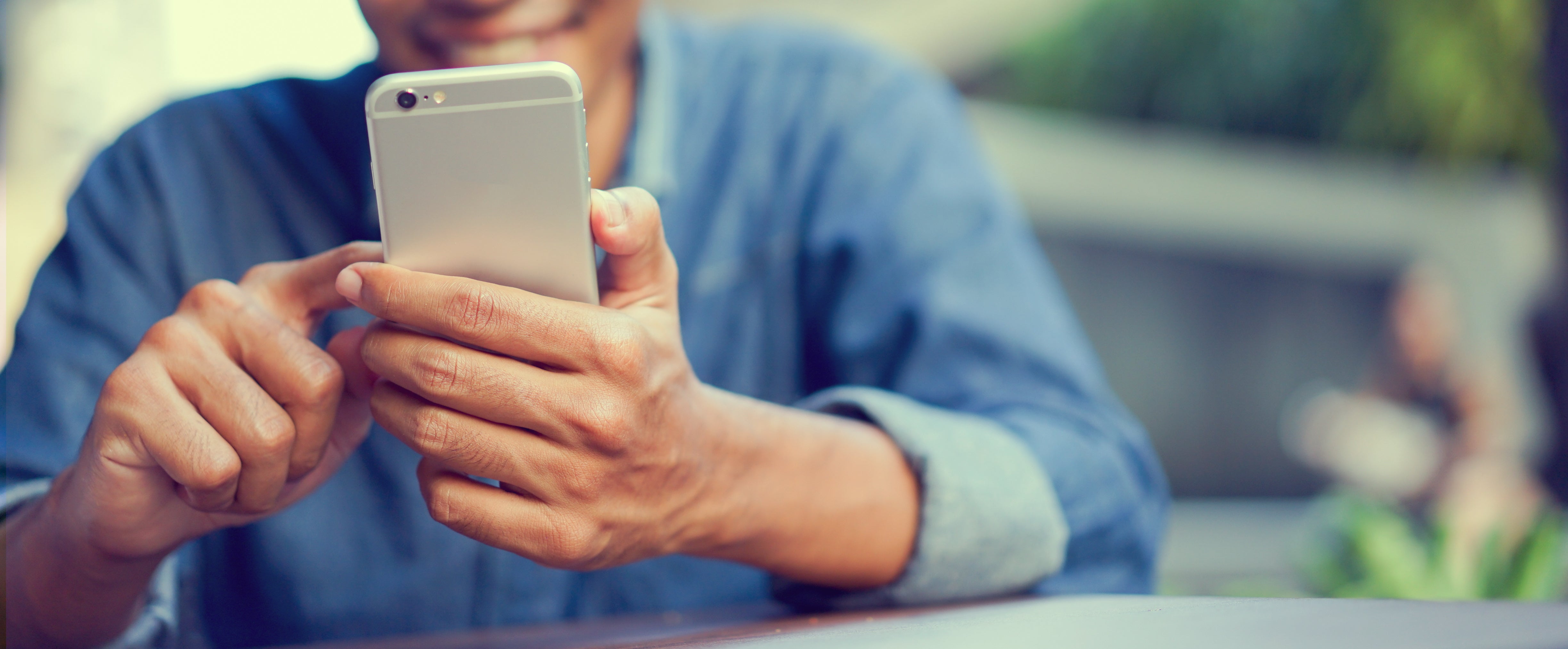 Step 1: Connect – Ford app on smartphone
