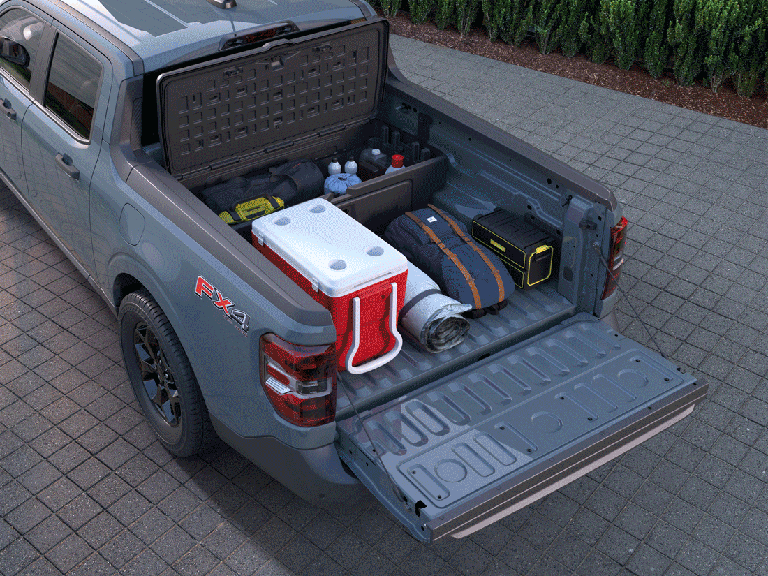 An animation showing several different configurations of the FLEXBED<sup>®</sup> Storage System on a Ford Maverick® pickup