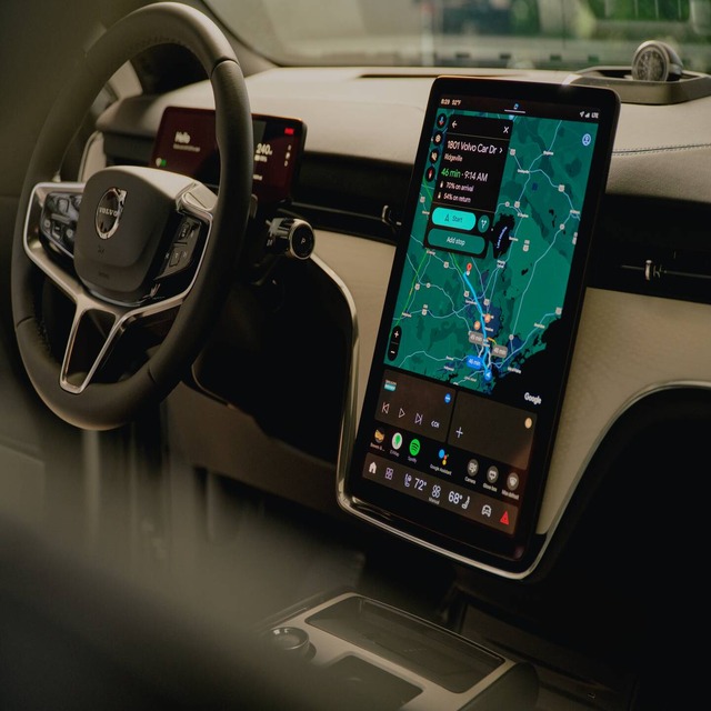Volvo_KRMJ_Charleston